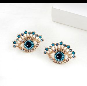 💙👁️NEW BEAUTIFUL BLUE&AB CRYSTAL EYE EARRINGS